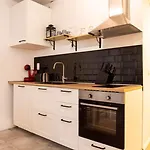 아파트 2 Bedroom In Great Location In Kreuzberg