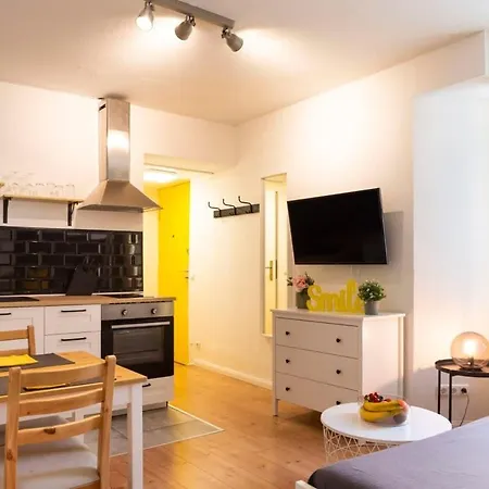 Apartman 2 Bedroom In Great Location In Kreuzberg *
