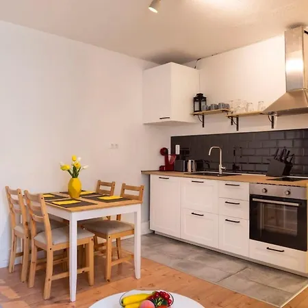 Apartman 2 Bedroom In Great Location In Kreuzberg *