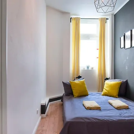 Apartment 2 Bedroom In Great Location In Kreuzberg