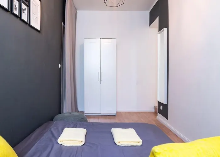 2 Bedroom In Great Location In Kreuzberg Appartement Berlijn