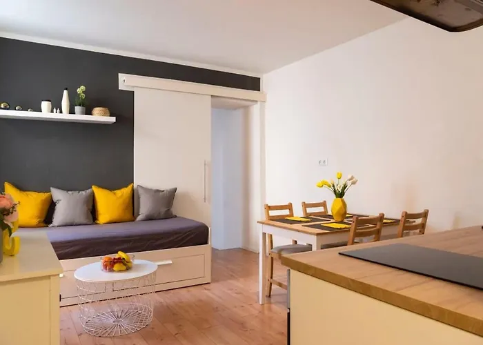 2 Bedroom In Great Location In Kreuzberg Lägenhet Berlin