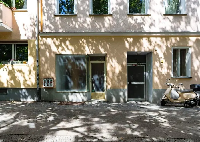 2 Bedroom In Great Location In Kreuzberg *